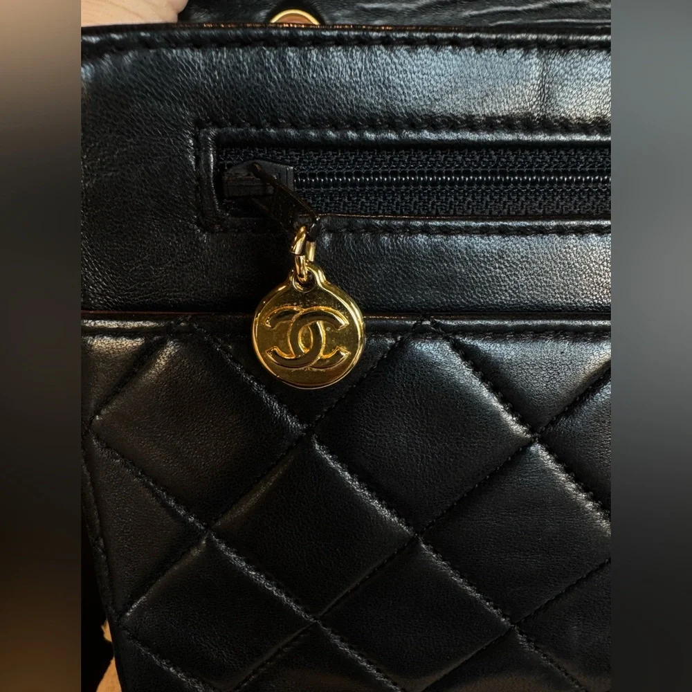 CHANEL Vintage CC Single Flap Bag Lambskin 24K Gold Black Karl Lagerfeld